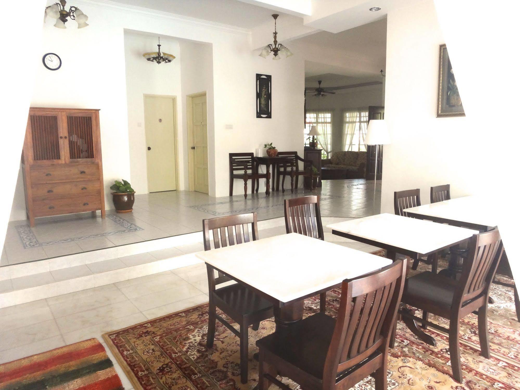 ספאנג Rumah Putih Near Klia מראה חיצוני תמונה